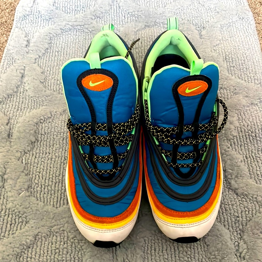 Nike air max 97 ‘Green Abyss’
Size: US #10
Color: Multicolor
Condition: New